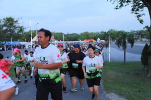 BIB: 
                            <button type="button" onclick="openModal(3627149)" class="btn btn-primary btn-sm float-right btn-popup" data-toggle="modal" data-target=".modal-high-quality">
                        <i class="fas fa-shopping-cart"></i> Add to Cart
                    </button>
                                            <button type="button" onclick="isThisMe(3627149, true)" class="btn btn-success btn-sm float-right btn-popup btn-isme hidden" data-toggle="tooltip" data-placement="bottom" title="นี่คือรูปของคุณใช่ไหม คลิกที่นี่เพื่อเอาเข้าอัลบั้ม">
                        <i class="fas fa-plus"></i> Add to album
                    </button>
                    <button type="button" onclick="isThisMe(3627149, false)" class="btn btn-warning btn-sm float-right btn-popup btn-isnotme hidden">
                        <i class="fas fa-ban"></i> Remove from album
                    </button>